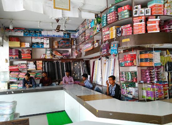 india/central-india/shop/india-silk-house