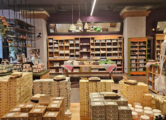 turkiye/istanbul/sultanahmet/shop/olive-farm