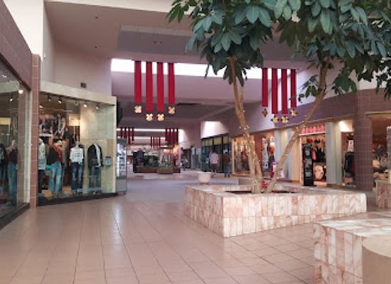 alaska/southeast-alaska/shop/midway-mall
