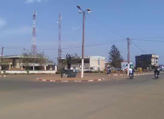 cameroon/mbouda/shop/rond-point-central-mbouda