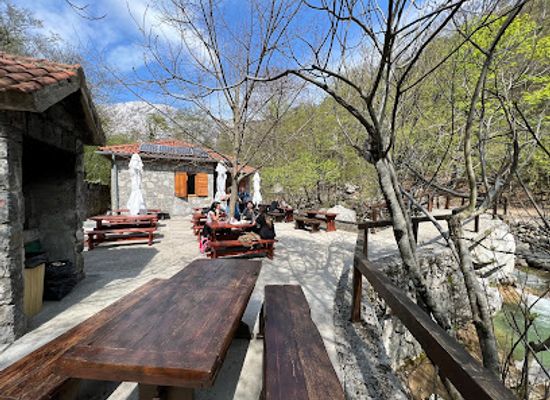 croatia/paklenica-riviera/shop/cottage-lugarnica