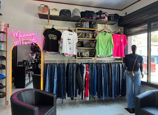 honduras/gracias/shop/monica-s-boutique