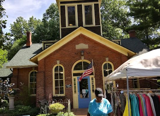 indiana/the-hoosier-national-forest/shop/schoolhouse-shop