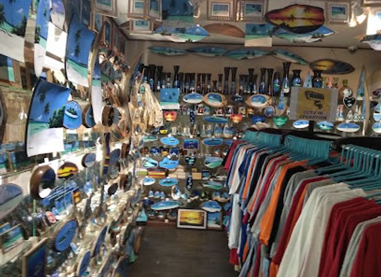 maldives/kaafu-atoll/shop/palette-art-shop-paradise-resort
