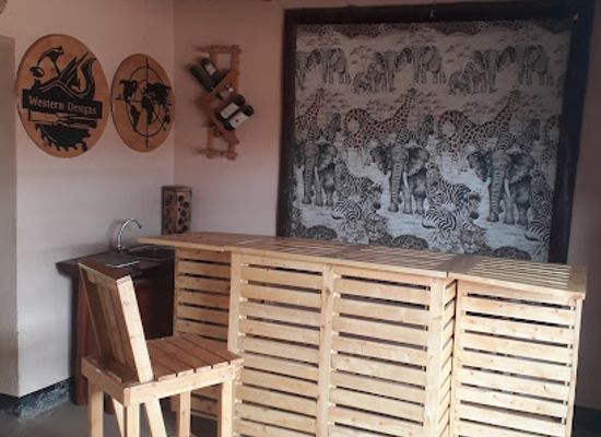 uganda/lake-bunyonyi/shop/western-designs-kabale