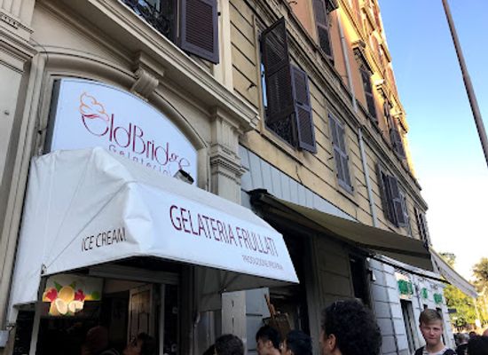 vatican-city/belvedere-courtyard/shop/old-bridge-gelateria