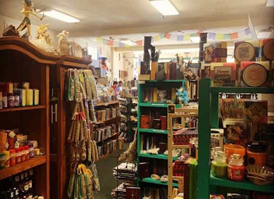 maryland/laurel/shop/the-crystal-fox