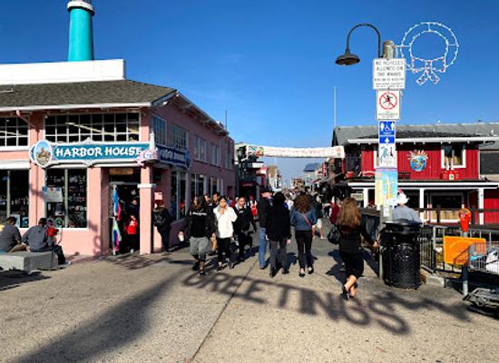 california/monterey/old-fisherman-s-wharf/shop/harbor-house