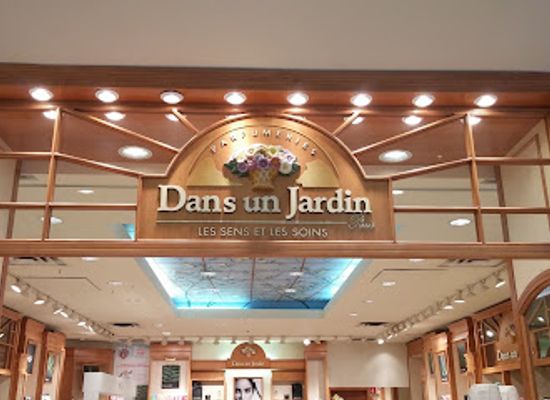 canada/eastern-townships/shop/dans-un-jardin