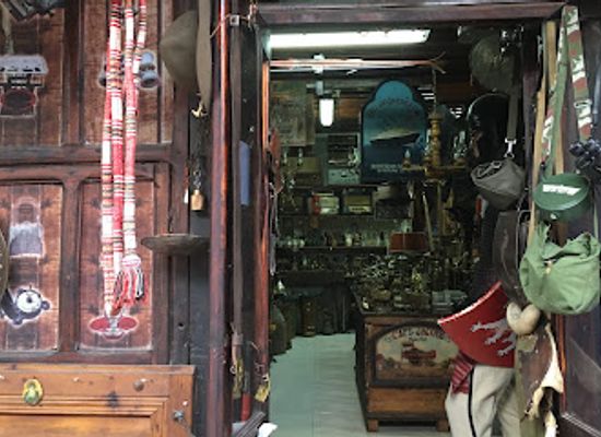 albania/kruje/shop/tema-antiques