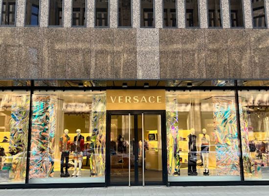 germany/dusseldorf/shop/versace