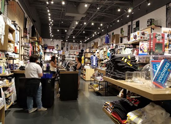 california/bakersfield/shop/boxlunch