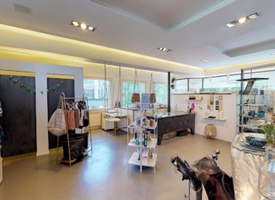 switzerland/st-moritz/shop/lifestyle-essentials-by-maunalej