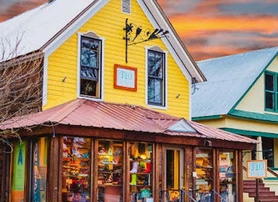 colorado/crested-butte/shop/paradox-footwear