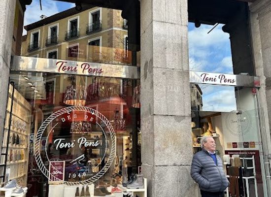 spain/madrid/shop/toni-pons-madrid