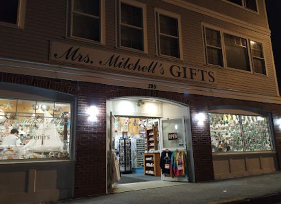 new-hampshire/seacoast-region/shop/mrs-mitchell-s-country-shop