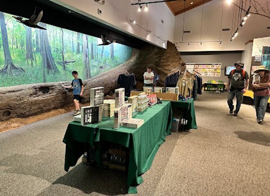 south-carolina/congaree-national-park/shop/harry-hampton-visitor-center