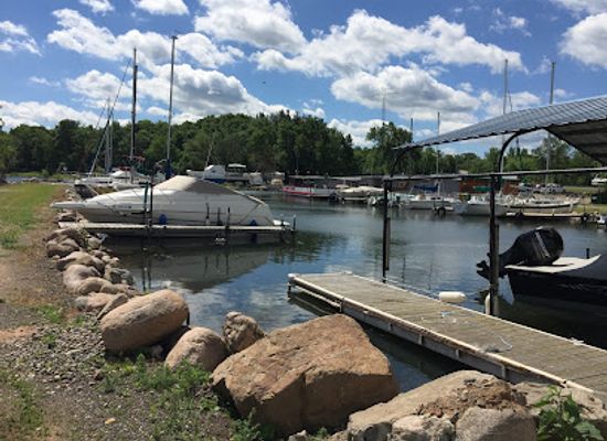 minnesota/mille-lacs-lake/shop/terry-s-boat-harbor