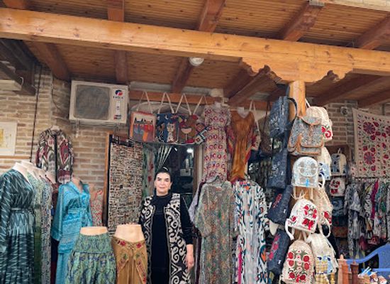 uzbekistan/bukhara-region/shop/muborak-s-souvenir-shop