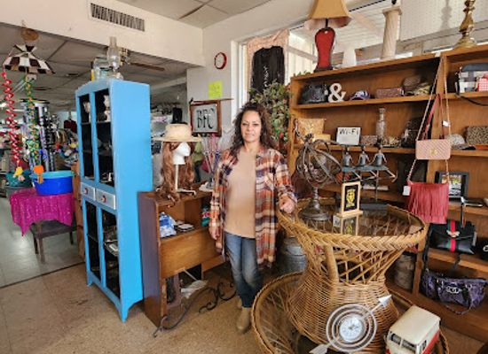 oklahoma/choctaw-country/shop/best-friends-closet