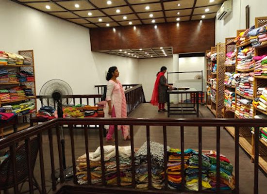 india/trivandrum/shop/ethnic-weaves-boutique