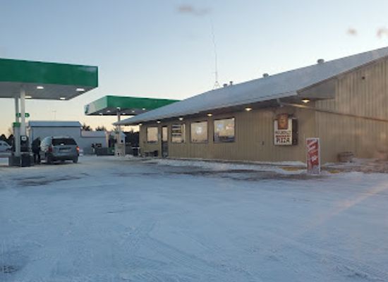 nebraska/niobrara-river-valley/shop/sinclair-gas-station