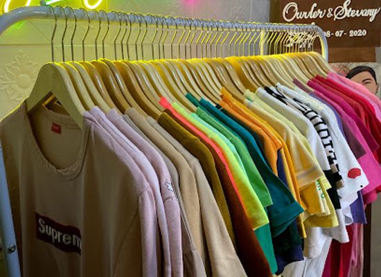 indonesia/pulau-bunaken/shop/stevany-s-stuff