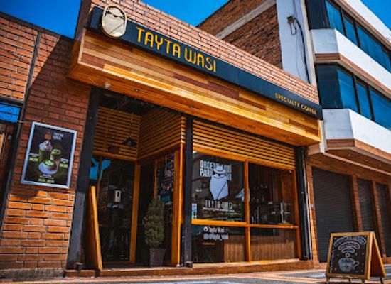 ecuador/otavalo/shop/tayta-wasi-specialty-coffee-meeting-space