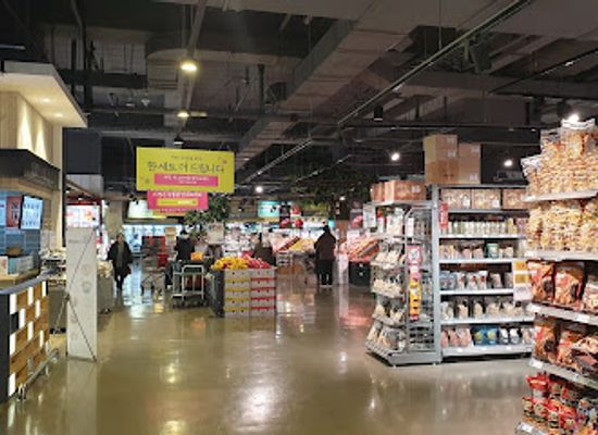south-korea/south-gyeongsang-province/shop/lotte-mall-jinju