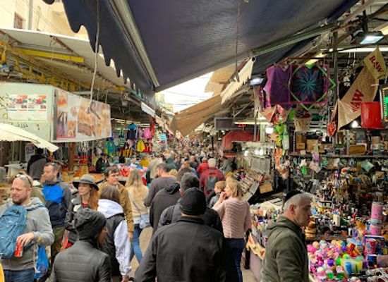 israel/tel-aviv/carmel-market/shop/clothing-shop-the-carmel-market