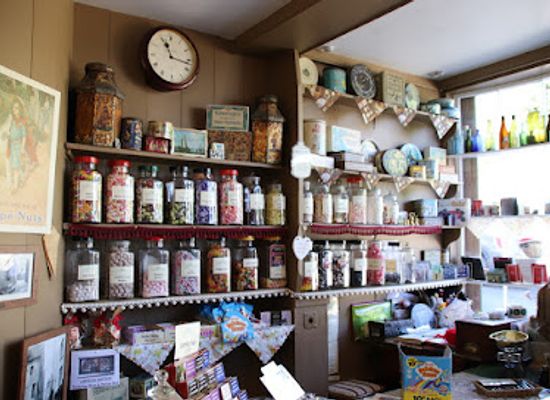 guernsey/forest/shop/national-trust-of-guernsey-victorian-shop-and-parlour-at-26-cornet-street