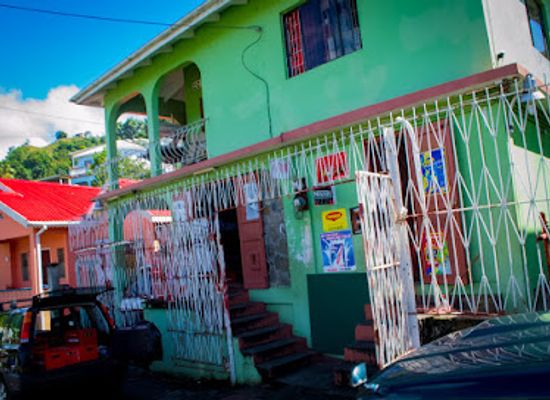 saint-vincent-and-the-grenadines/barrouallie/shop/saint-hill-supermarket