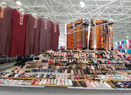 turkmenistan/kopetdag-mountains/shop/altyn-asyr-bazar