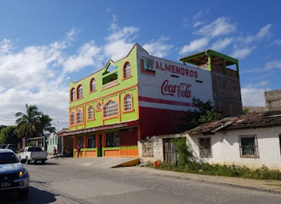 honduras/comayagua-valley/shop/mercadito-los-almendros
