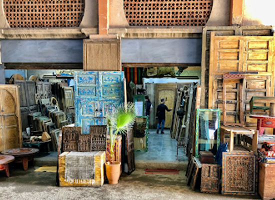 mauritania/hodh-ech-chargui/shop/the-moroccan-doors-souk-el-khemis