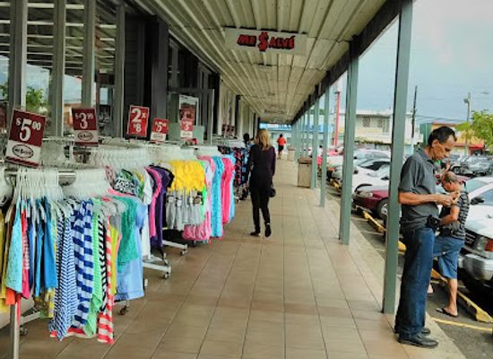 puerto-rico/arecibo-region/shop/arecibo-plaza-shopping-center