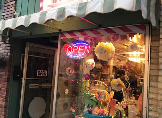new-york/lake-placid/shop/a-pinch-or-a-pound