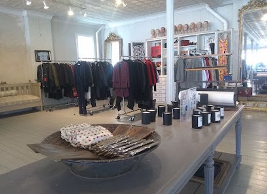 new-york/hudson-valley/shop/look-apparel-and-accessories