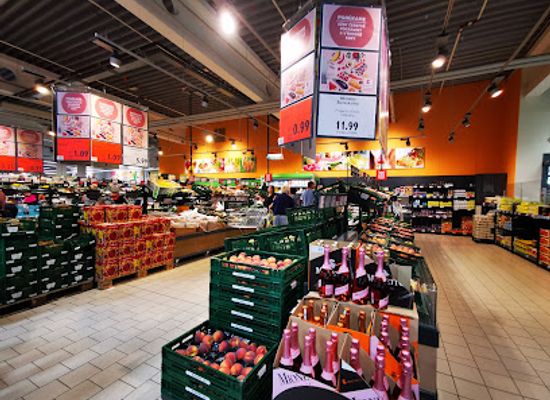 slovakia/slovak-karst-national-park/shop/kaufland-roznava