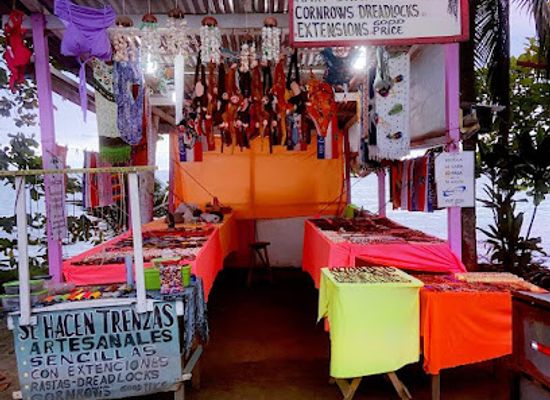 costa-rica/caribbean-coast/shop/yire-store
