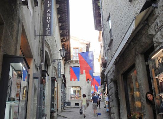 san-marino/chiesanuova/shop/calzature-deko-shoes
