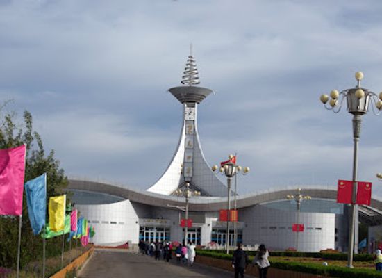 mongolia/gobi-desert/shop/bayan-naier-museum