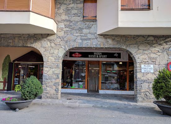 spain/navarre/shop/nieve-sport-nuria-farled