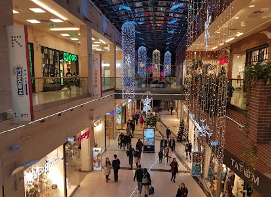 hungary/kiskunsag/shop/corvin-plaza-shopping-mall