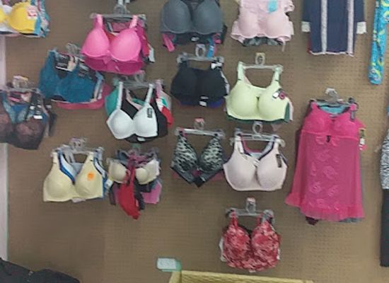 the-bahamas/exuma/shop/one-stop-baby-d-boutique