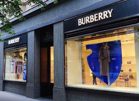 switzerland/zurich/shop/burberry