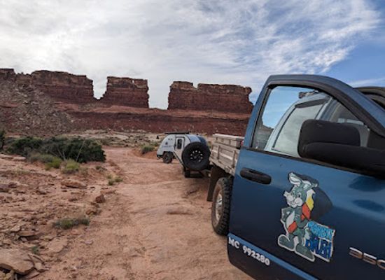 utah/henry-mountains/shop/rabbitbrush-repair-storage-offroad-rescue
