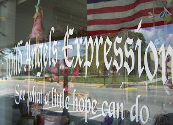 iowa/cedar-valley/shop/wild-angels-expressions