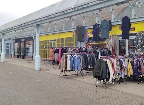 united-kingdom/glasgow/gorbals/shop/mr-ben-retro-clothing