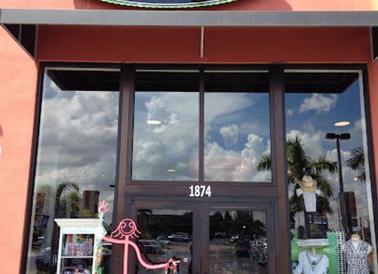 florida/sarasota/siesta-key/shop/molly-s-a-chic-and-unique-boutique